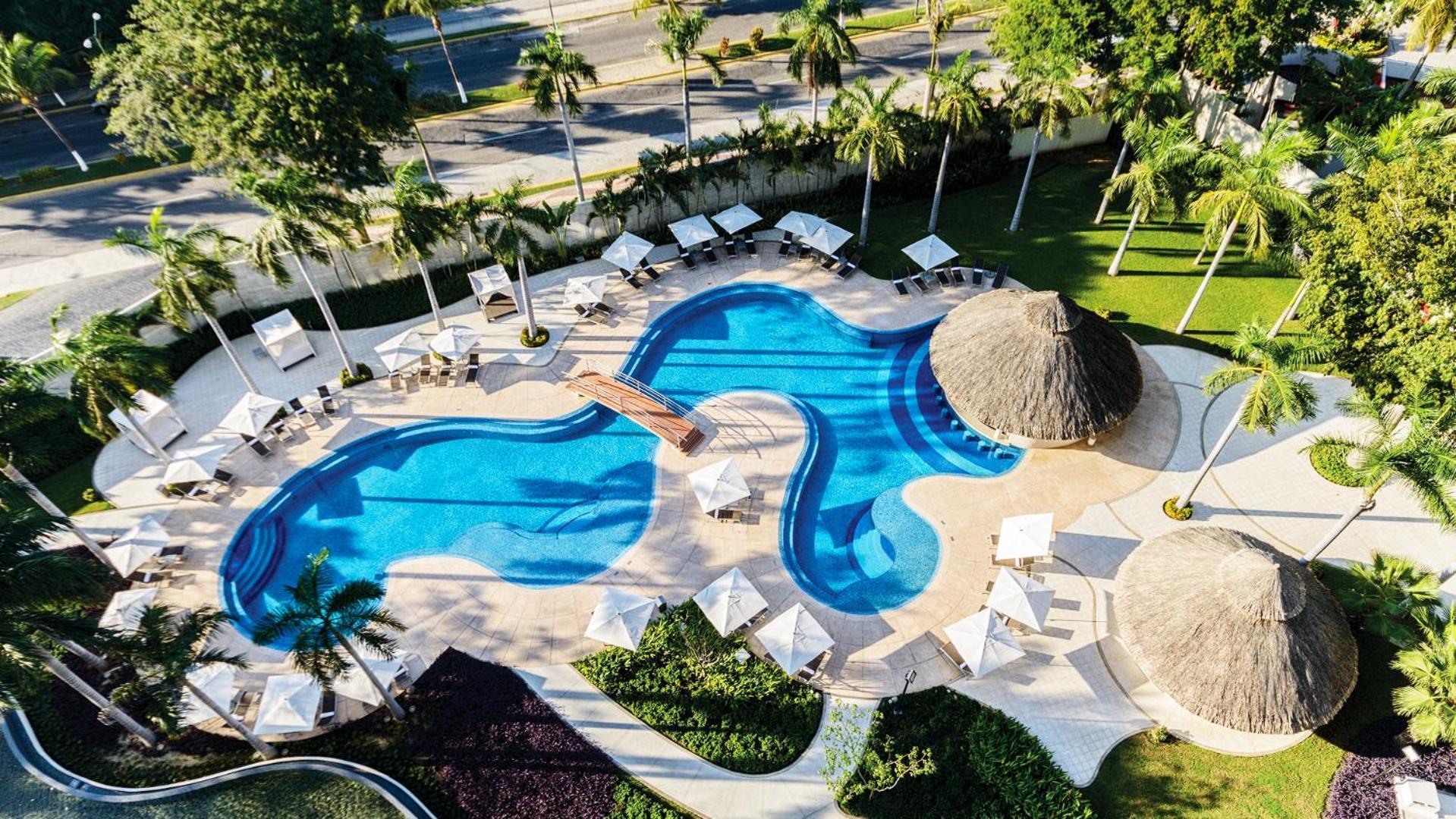 Palacio Mundo Imperial Acapulco